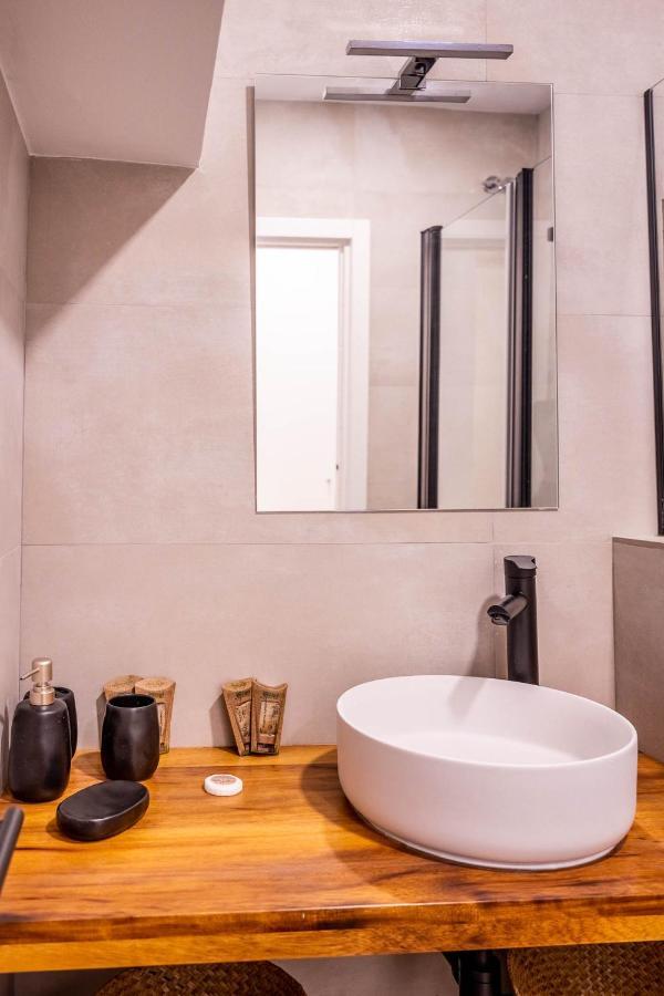 Palacios Malaver Suite Home เซบีญา ภายนอก รูปภาพ