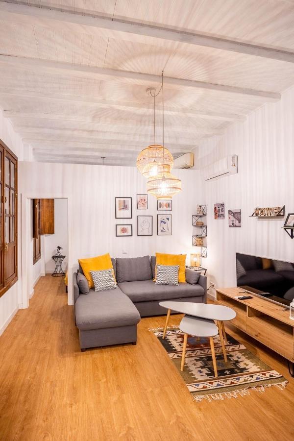 Palacios Malaver Suite Home เซบีญา ภายนอก รูปภาพ